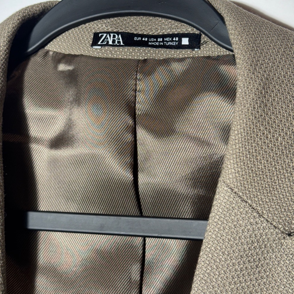Zara Tan Blazer - Picture 2 of 7